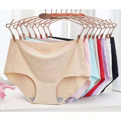 China Breathable Women's Soft Briefs Plain Invisible One Piece Seamless Cotton Panties Underwear for sale