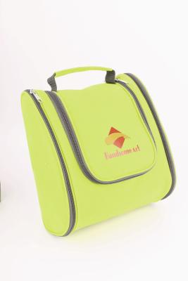 China Personalized Makeup Travel Bag Mens Hanging Toiletry Bag With Zipper Pocket for sale