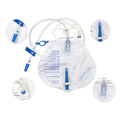 China Luxury PVC 2000ml Urine Bag With Anti-reflux Valve Slide Clamp for sale