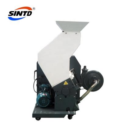 China Other Low Speed Industrial Grinding Granulating Machine For Plastic Recycling for sale