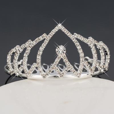 China New Design Crown High Quality Creative Cute Comfortable Baby Crown Glitter Crown Crystal Tiaras for sale