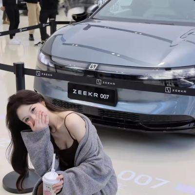 Китай Левое рулевое управление Zeekr 007 высокоскоростной 4WD электрический автомобиль с онлайн-направлением и дальностью 870 км продается