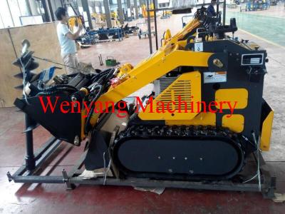 China Pequeño cargador del buey de la resbalón de la pista con el taladro de tierra 4 en 1 color de la aduana del cubo en venta