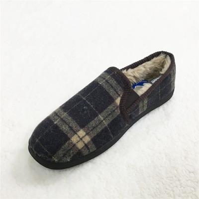 China Breathable High Quality Soft Fur Winter Warm Memory Foam Slippers For Men Women Winter Slippers for sale
