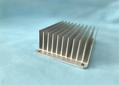 China De gat Geslagen Profielen die van Heatsink van de Aluminiumuitdrijving Oppervlakte oppoetsen Te koop