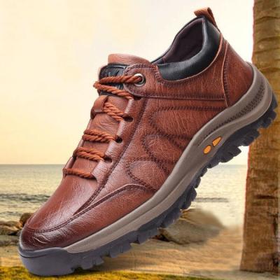 China Cheap Anti Slip Leather Anti Slip Outdoor Mountaineering Shose Hiking Boots Men Increasing Shoes Walking Style Shoes Fashion Men's Shoes for sale