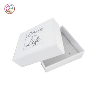 China Recyclable Custom White Jewelry Box Packaging for sale