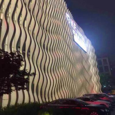 China 6063 Aluminium Cladding Panels Wave Baffle Wood Grain Pattern Aluminium Facade Panels for sale