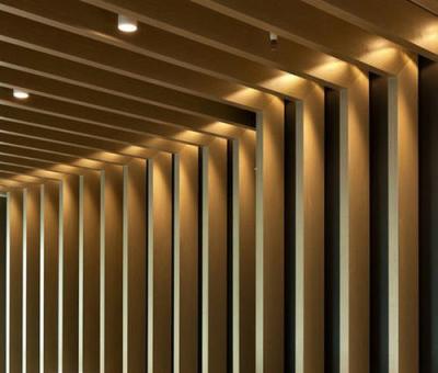 China Aluminum Square Tube Baffle Wall Cladding Pipe Baffle Facade for sale