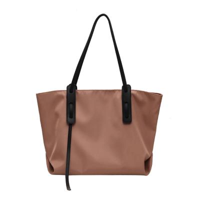 China Lady Fashion Shoulder Tote Bag Personalized Women Oxford Waterproof Large Handbag With Pocket for sale