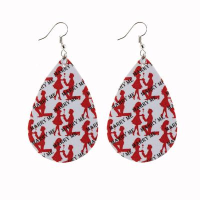 China Fashion Valentine Gifts Monogrammed Valentine's Day Plaid Striped Love Heart PU Leather Earrings for sale