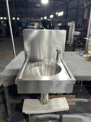 China Wall Mounted Stainless Steel 304/316 Utility Single Bowl Sluice Sinks Spray gun Faucet With Flush Valve Cistern For Hospitals, clinic Medical Surgery for sale