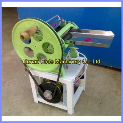 China Round flat cake cutting machine, round flat cake shredder, pencake slicer for sale
