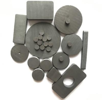 Cina Magnete ceramico del disco della ferrite di piccola dimensione per Louderspeaks/sensori automobilistici in vendita