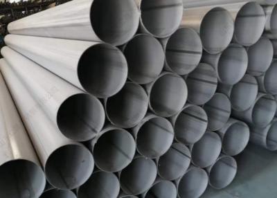 China Pintura de superfície acabamento ERW tubo de aço com parede de 0,5-60 mm e /- 0,2% Tolerância de espessura Perfeito à venda