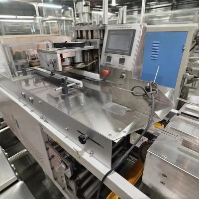 Cina 500kg PLC Controlled Disposable Tea Cup Heat Sealer Plastic Cup Paper Cup Packaging Machine in vendita