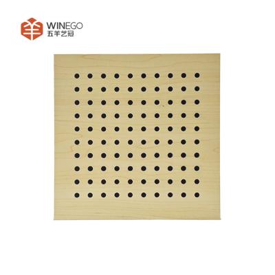 China Elegante e sustentável painel acústico perfurado com desempenho superior à venda