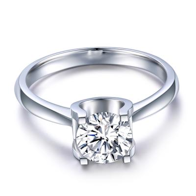 China 18K Gold Gold Moissanite Ring Forever Brilliant Moissanite Melee Stone 0.5 Carat Center US Size for sale