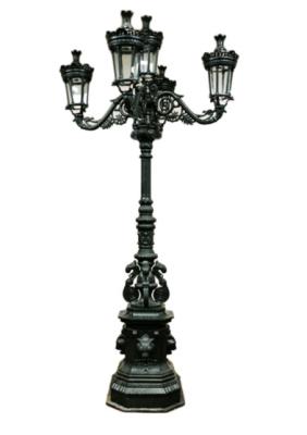 Chine Vintage Four Arms Poteaux de fer moulé lampe de casino de rue extérieure 120W à vendre