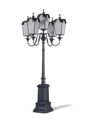 Chine Colonne lumineuse en fonte en forme carrée décorative hauteur 3m - 10m Surface de peinture à vendre