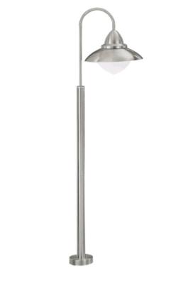 Chine Design à la mode Galvanisée lampadaire Taille personnalisée Pour le jardin / rue à vendre