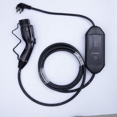 China New Hot Selling China-chic 32A EV Charger 7KW EV Car Portable Power Bank 1 Phase Portable EV Charger Power Station for sale