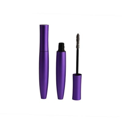 China Augen-Wimperntuschen-Behälter-leere flüssige Eyeliner-Flasche des Purpur-5ml metallischer zu verkaufen