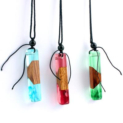 China XUNBEI 2022 New Trendy Korea Fashion Wholesale Popular Environmentally Friendly Jewelry Environmentally Friendly Resin Wood Necklace for sale