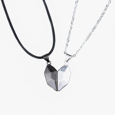 China 2021 Trendy XUNBEI Korea Heart Couples Necklace Wholesale Popular Fashion Environmentally Friendly Jewelry for sale