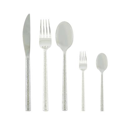 China Kitchen Disposable Royal Gift Box Luxury Reusable Reusable Flatware 5pcs Silver Set for sale