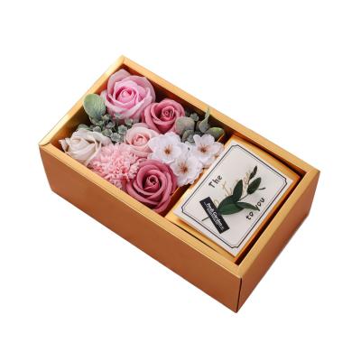 China Romantic Handmade Soap Flower Bouquet In Dry Flower Bouquet By Portable Gift Box As Valentine's Day Gift for sale