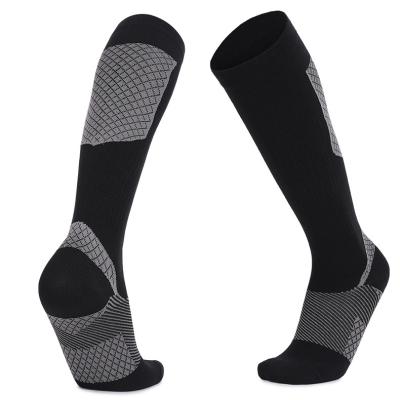 China Breathable Wholesale The New Breathable Pressure Socks Skid Resistance Running Socks Play Football Marathon for sale