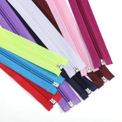 China Viable Wholesale Brass Zippers Custom Plastic Zipper With Recycled Plastic Zipper for sale