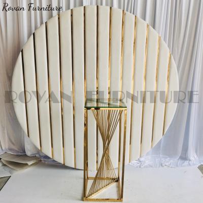 China 2021 New Design Convertible Gold Color Stainless Cream PVC Velvet Circle Round New Design Christmas Wedding Event Party Luxury Backdrop for sale