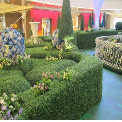 China Plastic Plastic Airplane Ornaments Artificial Green Hedge , Artificial Green Grass Wall for sale