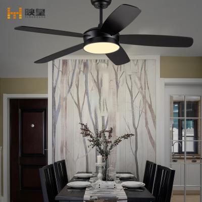 China Smart Control 42/52 inch Solid Wood Traditional Remote Indoor Electric Decorative Ceiling Mounted Fans with Lights for sale