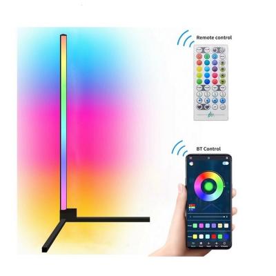 China Modern Modern Decoration Phone App Remote Smart Control Led Smart RGB Corner Light Floor Lamp For Living Room for sale