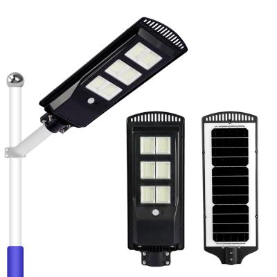 China New Design Solar Garden Lights Powered Lamp All In One Solar Street Light for sale