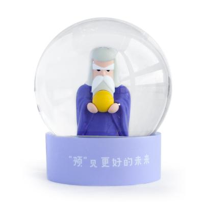 China Europe Handmade Snowflake Painted Luxury Resin Snowball Factory Resin Custom Snowball Gift Souvenirs Ornament Snow Globes for sale