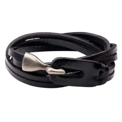 China Selling Soft Sweet Online Fashion S Feeling Simple Buckle Bracelet Whip Men's Handmade Bracelet for sale