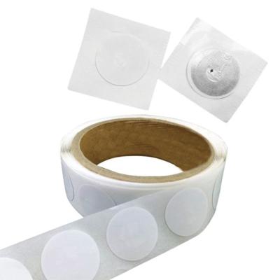 China Custom Label RFID Tag UHF 860-960MHZ Manufacturing Sticker Paper / PVC Sticker for sale