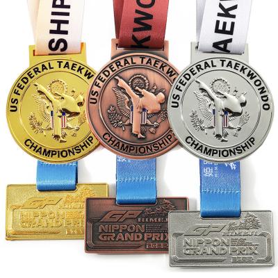 China Sport Gold Marathon Award Souvenirs 3d Zinc Alloy Metal Running Medal With Ribbon zu verkaufen