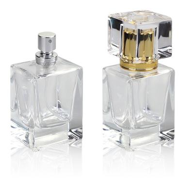 Chine La bouteille unique 30ml en verre de parfum de rectangle a givré le luxe transparent à vendre