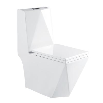 China Double-Flow Big Size Diamond Sanitary Ware Washdown P Trap One Piece WC Bathroom Toilet for sale