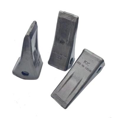 China Dentes pequenos 61N8-31310 61QA-31310 61QA-31320 61Q6-31320 2713-9038 da cubeta do Backhoe à venda