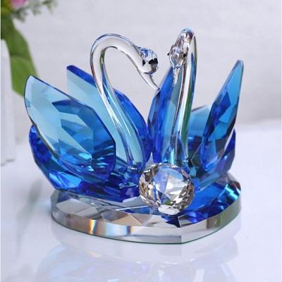 China China Crystal Swan For Creative Wedding Favors for sale