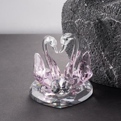 China China Crystal Swan For Creative Wedding Favors for sale