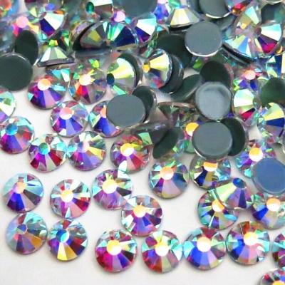 China China High Quality and Hot Sale Colorful Hot Fix Flatback Flatback Crystal Stones for Clothes Wedding Dresses Shoes Decoration for sale