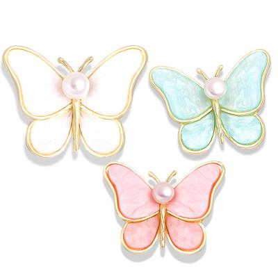 China Elegant silk brooch jewelry brooch female deep sea butterfly shell brooch natural exquisite fashionable atmosphere brooch brooch for sale