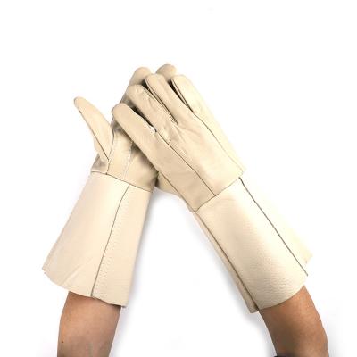 China Good Quality Grade AB PU Heat Resistant Welding Leather Added Plam Work Safety White Leather Gloves for sale